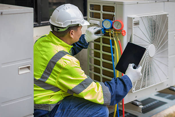 Professional Hvac technician working in Maple Shade, NJ